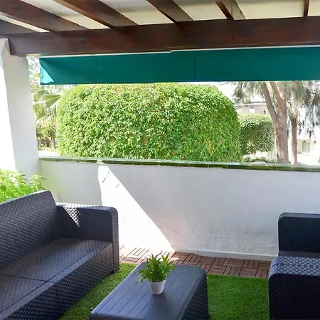 Casa 70, En Urbanización Lunamar By Laromanamarbella *