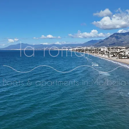 Apartment Casa 70, Duplex En Urbanizacion Lunamar By Laromanamarbella