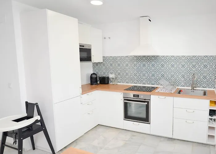 Casa 70, Duplex En Urbanizacion Lunamar By Laromanamarbella *
