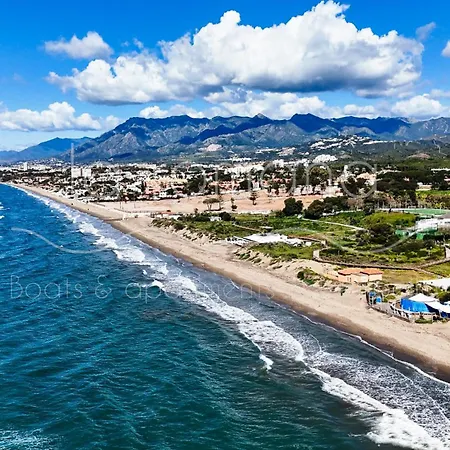 Apartamento Casa 70, En Urbanización Lunamar By Laromanamarbella *