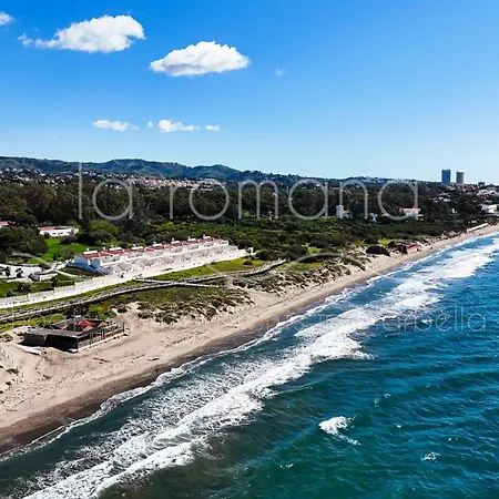 Apartamento Casa 70, En Urbanización Lunamar By Laromanamarbella Marbella